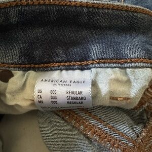 American Eagle boot cut jeans, used but still in pretty good shape!